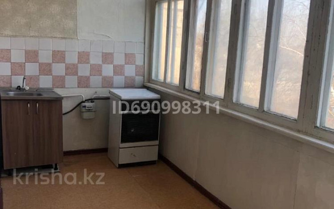 3-комнатная квартира, 63 м², 3/5 этаж помесячно, Абая 157 - Центр города Тараз - изображение 7
