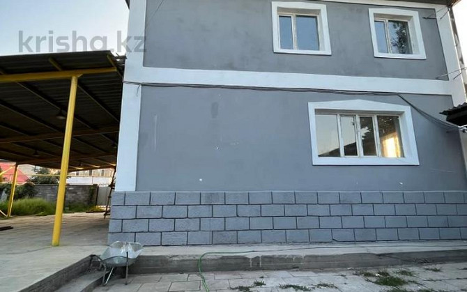 8-комнатный дом помесячно, 400 м², 30 сот., мкр Калкаман-2, Косынова 131 Алматы - изображение 2