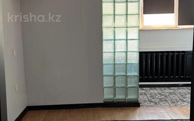 3-комнатная квартира, 70 м², 2/5 этаж помесячно, Кульманова 154 Атырау - изображение 5