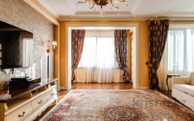 5-комнатная квартира, 220 м², 10/12 этаж помесячно, Ходжанова 77 - проспект Аль-Фараби Алматы - изображение 7