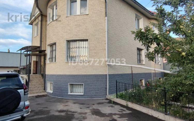 7-комнатный дом помесячно, 300 м², 8 сот., мкр Думан-1, Абжаппарова 17 Алматы - изображение 1