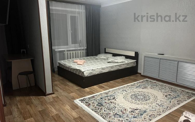 1-комнатная квартира, 31 м², 2/5 этаж помесячно, Аль Фараби 32 Костанай - изображение 1