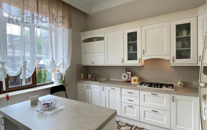 7-комнатный дом помесячно, 500 м², 13 сот., Жулдыз 107/3 Алматы - изображение 3