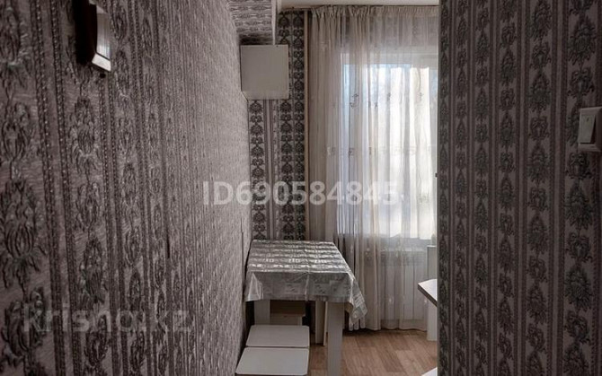 1-комнатная квартира, 30 м², 2/5 этаж помесячно, Независимости 93 - Р-н Электротоваров Усть-Каменогорск - изображение 7