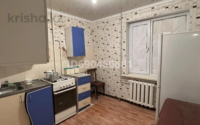 1-комнатная квартира, 35 м², 4/5 этаж помесячно, мкр Шанхай, Пожарского Актобе - изображение 3