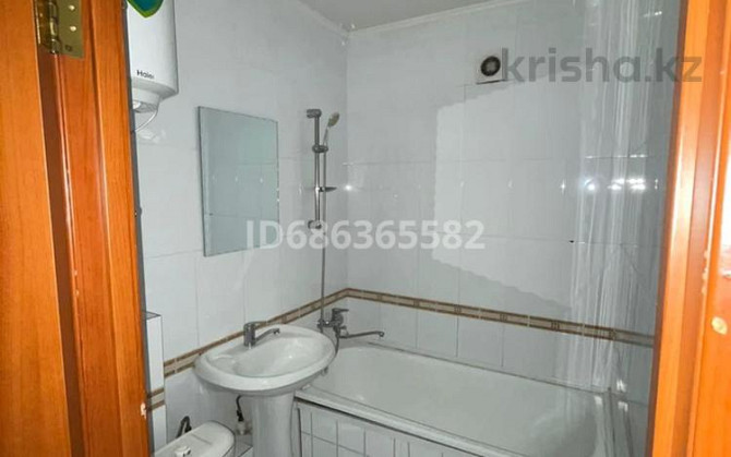 2-комнатная квартира, 60 м², 2/5 этаж помесячно, Глинки 26 Семей - изображение 5