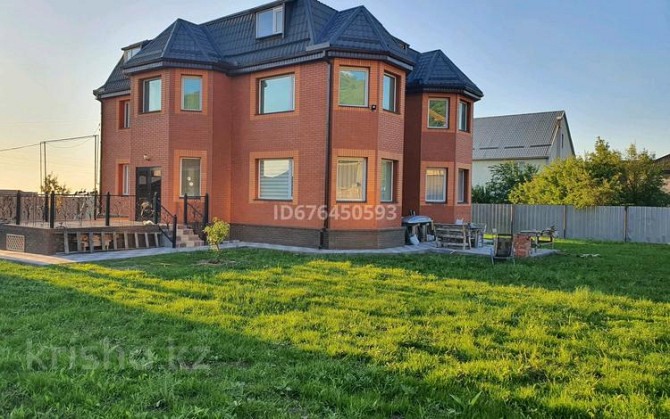 6-комнатный дом помесячно, 450 м², 12 сот., мкр Ерменсай, Ерменсай Кырмызы 15 — Талды Almaty - photo 1