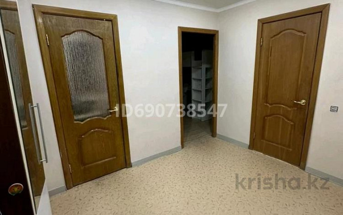 3-комнатная квартира, 67 м², 3/5 этаж помесячно, Шалкыма - Нефтебаза Oral - photo 5