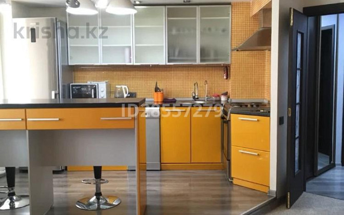 3-комнатная квартира, 88 м², 2/5 этаж помесячно, Славского 48 Усть-Каменогорск - изображение 5