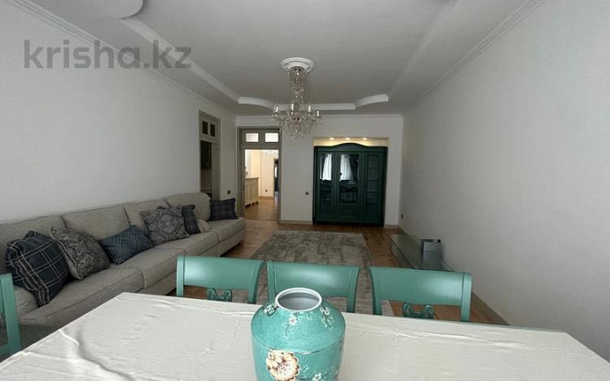 5-комнатная квартира, 250 м², 3/6 этаж помесячно, Каратаева 38а-в Алматы - изображение 8