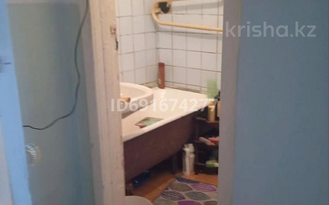 3-комнатная квартира, 64 м², 3/4 этаж помесячно, Чимбулак 1 - Талдыбулак  - photo 1