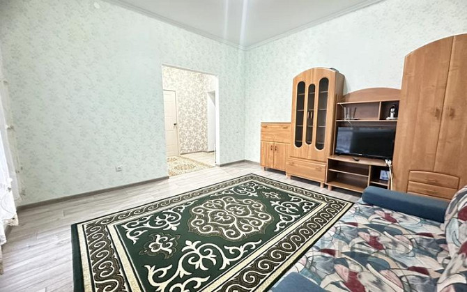 1-комнатная квартира, 45 м², 4/9 этаж помесячно, мкр. Алтын орда, Мұстафа Шокая 2а Актобе - изображение 6