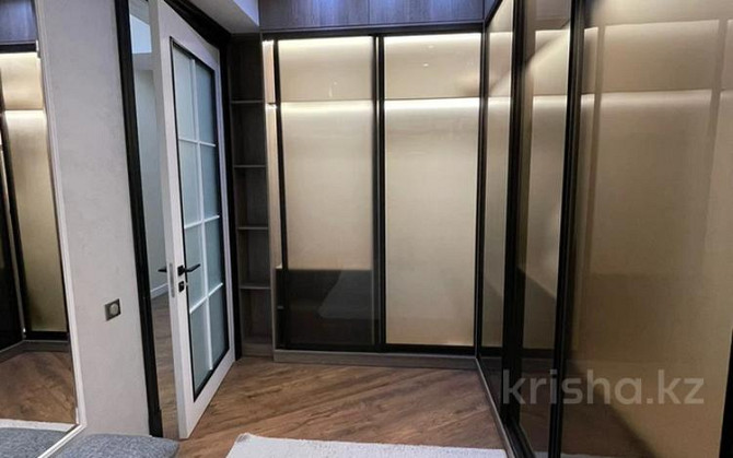 4-комнатная квартира, 160 м², 2/3 этаж помесячно, Жаманова 46 Алматы - изображение 7