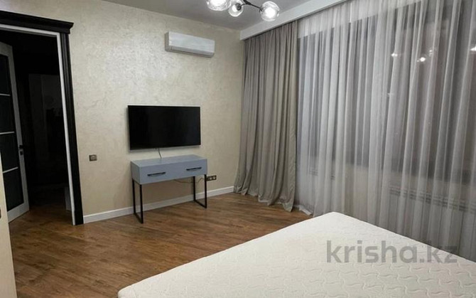 4-комнатная квартира, 160 м², 2/3 этаж помесячно, Жаманова 46 Алматы - изображение 8