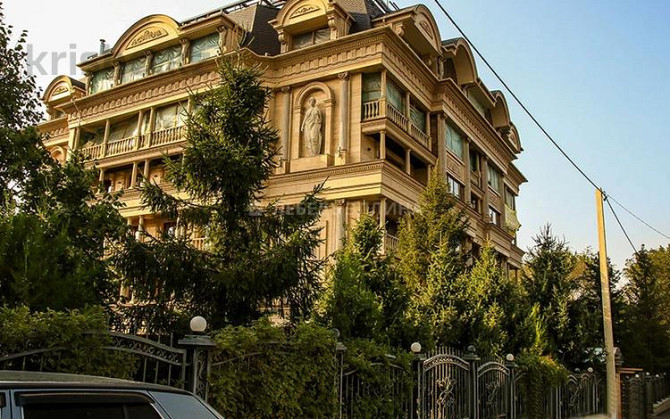 4-комнатная квартира, 180 м², 3/5 этаж помесячно, Водопроводная 7/2 - проспект Аль-Фараби Алматы - изображение 3