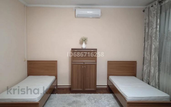 1 комната, 30 м², Чехова 49 Шымкент - изображение 1