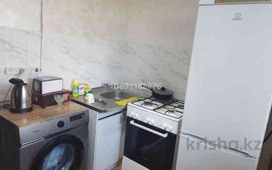 2-комнатная квартира, 45 м², 5/5 этаж помесячно, 5 - Возле детской поликлиники 
