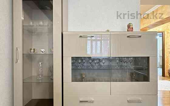 3-комнатная квартира, 77 м², 2/5 этаж помесячно, Желтоксан 137 Алматы