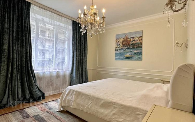 3-комнатная квартира, 130.1 м², 2/6 этаж помесячно, Тулебаева 175 - Курмангазы Almaty - photo 4