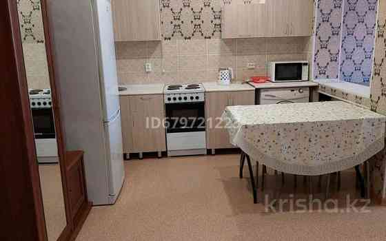 2-комнатная квартира, 46 м², 1/9 этаж помесячно, Московская 18 - Женис Astana