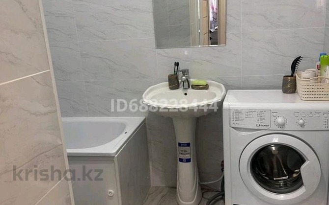 1-комнатная квартира, 40 м², 9/9 этаж помесячно, Қордай 99 Астана - изображение 8