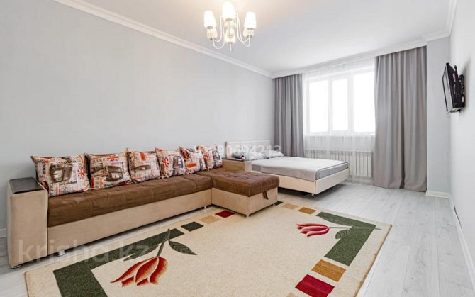 1-комнатная квартира, 42 м², 12/13 этаж помесячно, Нарикбаева 6 - ТРЦ Хан-Шатыр ул. Сарайшык КазГЮУ Астана - изображение 5