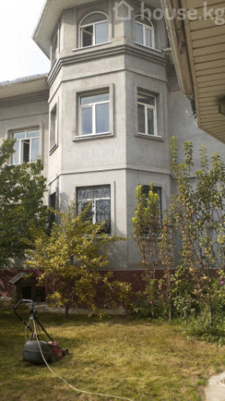 Дом, 6 и более комнат, 450 м2 Бишкек, Магистраль,  ул.Бакаева 12 Бишкек - изображение 1