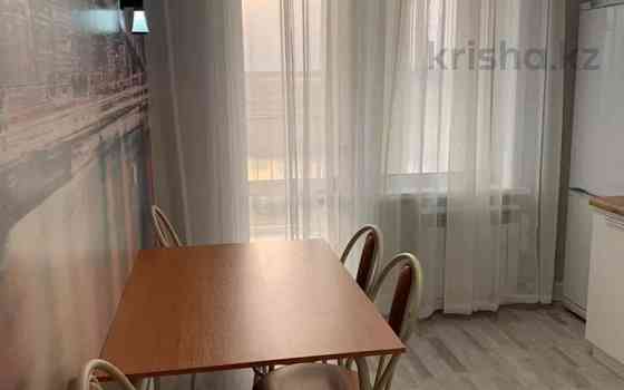 1-комнатная квартира, 45 м², 10/15 этаж помесячно, Туркестана 18 Астана