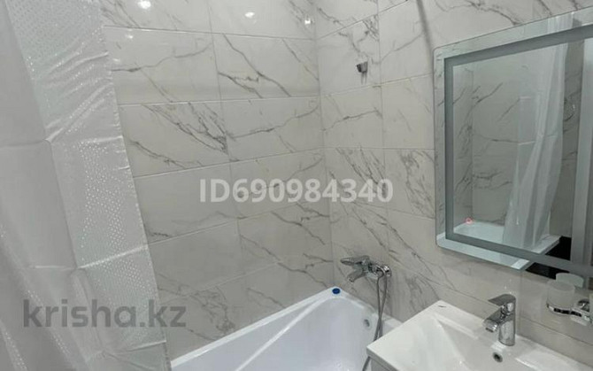 2-комнатная квартира, 66 м², 5/12 этаж помесячно, Туран 46/4 Astana - photo 5