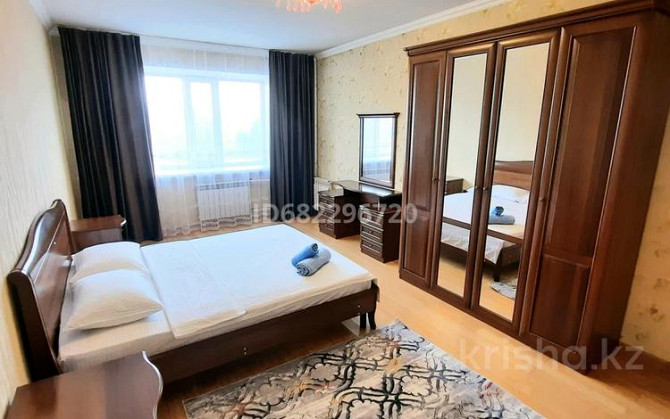 3-комнатная квартира, 100 м², 4/9 этаж посуточно, Баймуканова 84 — Акана серэ Kokshetau - photo 1