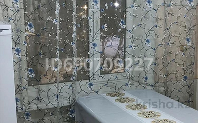 1-комнатная квартира, 40 м², 3/5 этаж помесячно, мкр Жетысу-4 10 - Абая- Момышулы Алматы - изображение 2