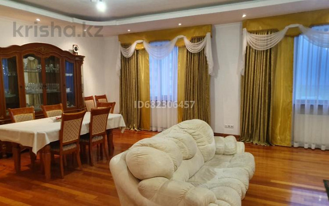 4-комнатная квартира, 115 м², 12/26 этаж посуточно, Богенбай батыра — проспект Сарыарка Astana - photo 1