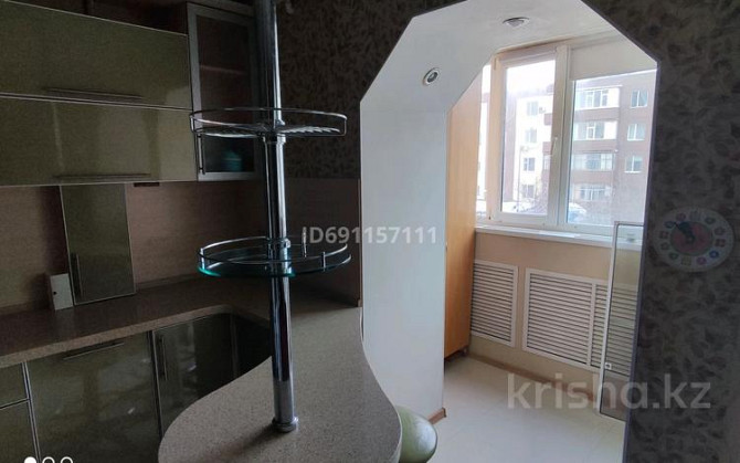 2-комнатная квартира, 56 м², 3/9 этаж помесячно, мкр 8, 101 стрелковой бригады 7 - ТД Наурыз Aqtobe - photo 1