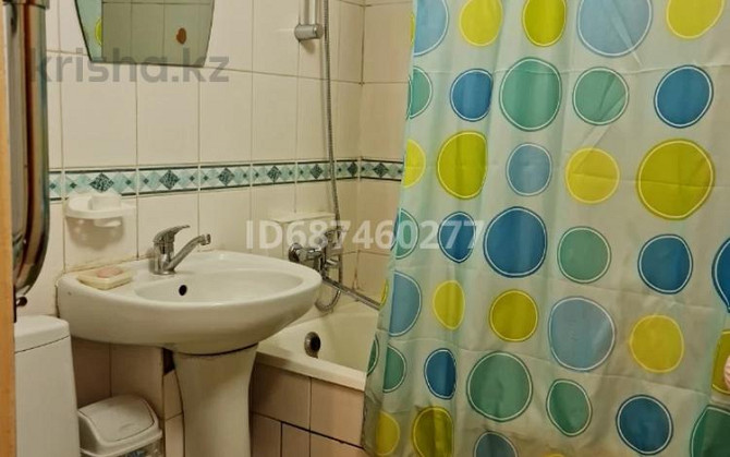 1-комнатная квартира, 32 м², 2/5 этаж помесячно, мкр Коктем-3 19 Алматы - изображение 7