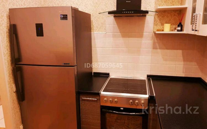 1-комнатная квартира, 52 м², 8/10 этаж помесячно, Кенесары хана 54 - По ул. КенесарыХана Алматы - изображение 4