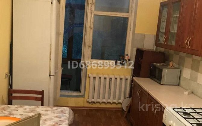 3-комнатная квартира, 65 м², 3/5 этаж помесячно, мкр Жулдыз-1 Алматы - изображение 8