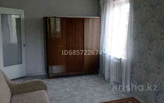 1-комнатная квартира, 32 м², 4/4 этаж помесячно, мкр №12 Almaty