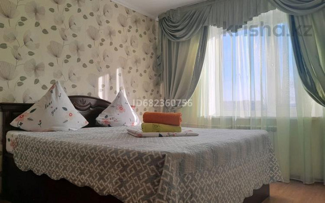 3-комнатная квартира, 68 м², 4/9 этаж посуточно, Сатпаева — Академии Атырау - изображение 2
