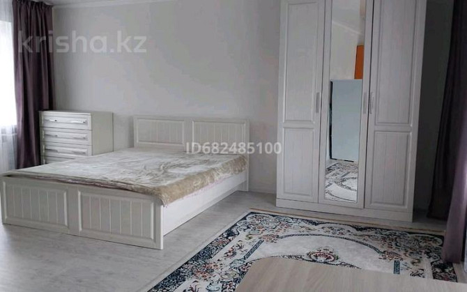 1-комнатная квартира, 40 м², 2/5 этаж посуточно, Ауэзова 102 — Валиханова Shchuchinsk - photo 2