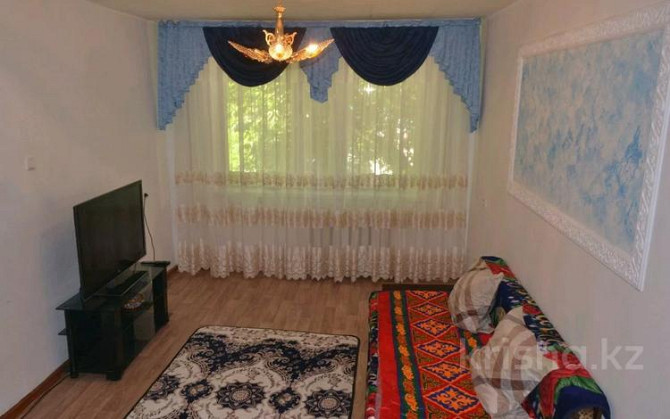 2-комнатная квартира, 45 м², 1/5 этаж посуточно, Б. Момышұлы Жезказган - изображение 1