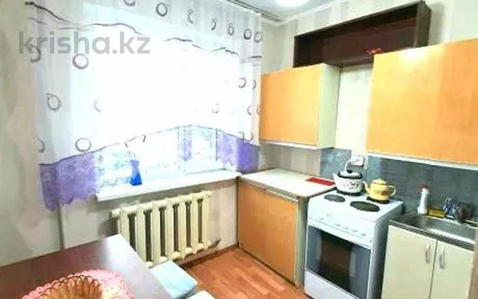1-комнатная квартира, 38 м², 1/5 этаж посуточно, Ғарышкерлер бульвары Zhezqazghan - photo 2