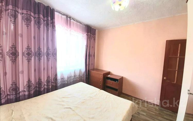 2-комнатная квартира, 46 м², 3/6 этаж посуточно, проспект Алашахана Жезказган - изображение 1