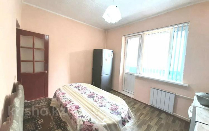 2-комнатная квартира, 46 м², 3/6 этаж посуточно, проспект Алашахана Жезказган - изображение 3
