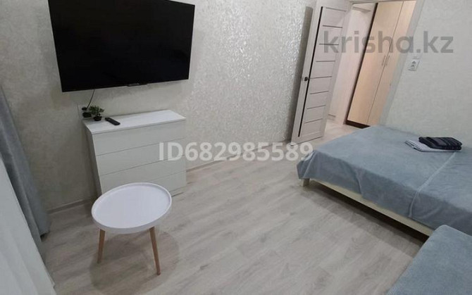1-комнатная квартира, 35 м², 1/5 этаж посуточно, 4 микрорайон 5  - изображение 2
