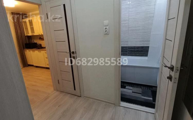 1-комнатная квартира, 35 м², 1/5 этаж посуточно, 4 микрорайон 5  - изображение 7