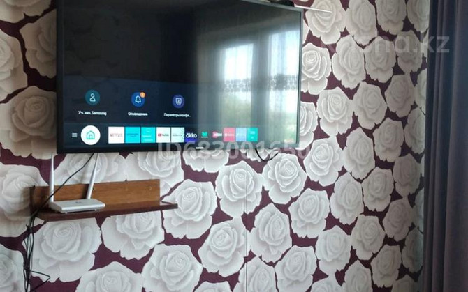 1-комнатная квартира, 48 м², 4/5 этаж посуточно, Бульвар Абая 21 Аягоз - изображение 1