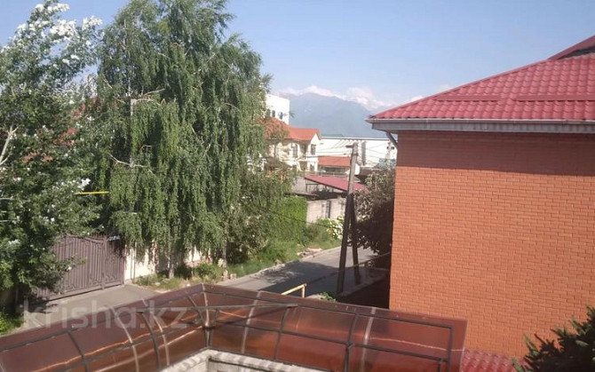 6-комнатный дом помесячно, 560 м², 10 сот., мкр Калкаман-2, Ашимова 223 Almaty - photo 4