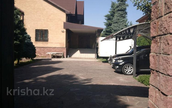 6-комнатный дом помесячно, 560 м², 10 сот., мкр Калкаман-2, Ашимова 223 Almaty - photo 3