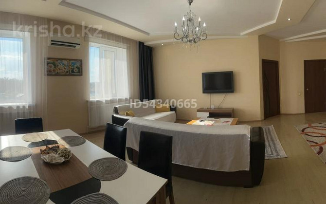 3-комнатная квартира, 150 м², 2 этаж посуточно, Даумова 23 — ПАРК КИРОВА Oral - photo 6