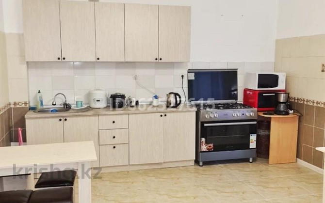 9 комнат, 50 м², Нуртаса Ондасынова 79 — Угол улица Алимхана Ермекова (Шубары) Астана - изображение 3